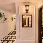Zen Den - Vintage Charm With Full Sea View